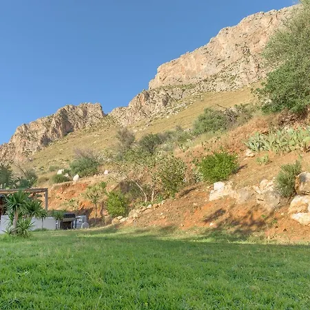 Naturarte Oda ve Kahvaltı Terrasini